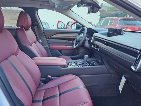 New 2026 MAZDA CX-50 AWD 2.5 Hybrid w/ Premium Pkg image 12