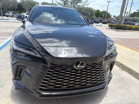 Used 2025 Lexus RX 450h AWD w/ Convenience Package image 4