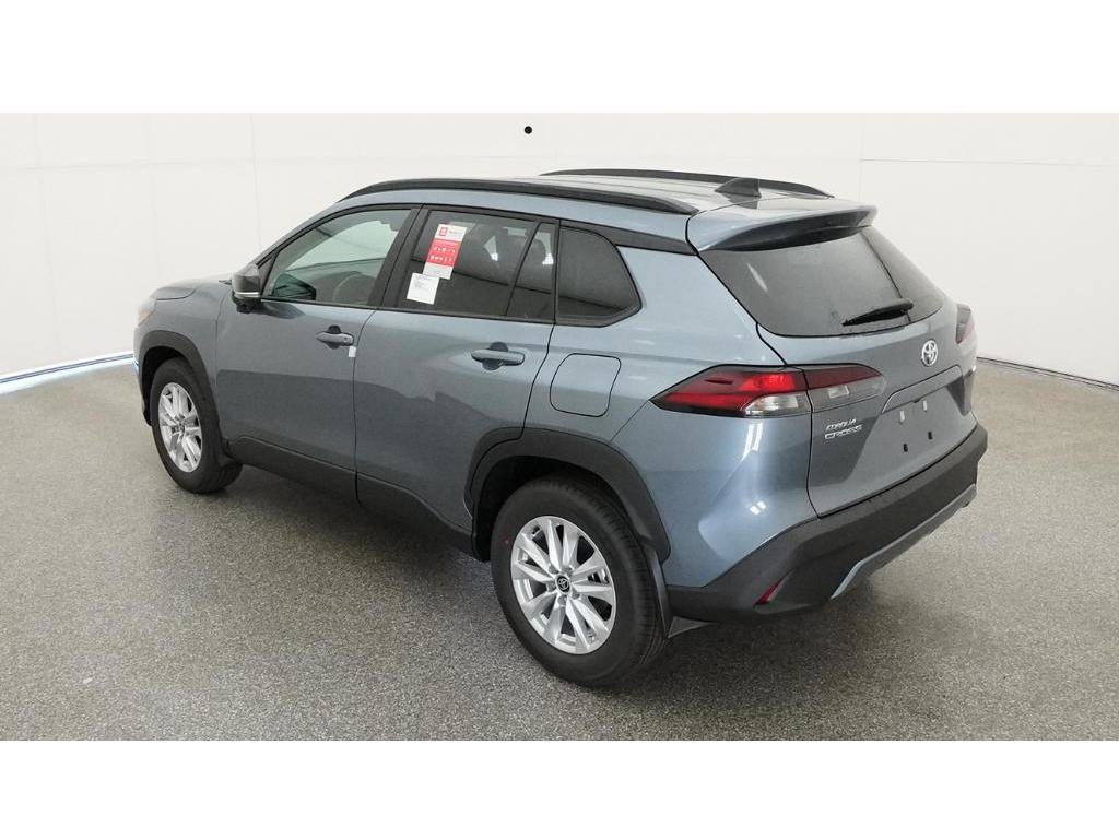 New 2026 Toyota Corolla Cross LE FWD image 5