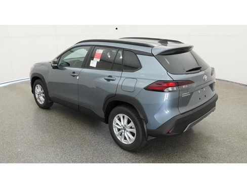 New 2026 Toyota Corolla Cross LE FWD image 5