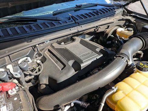 Used 2020 Ford Expedition Platinum image 12