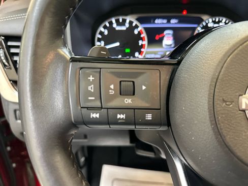 Certified 2023 Nissan Rogue SV w/ SV Premium Package image 21