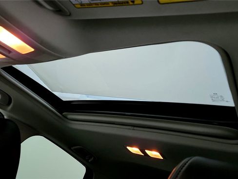 Used 2018 MAZDA CX-5 Touring w/ Preferred Equipment Package image 23