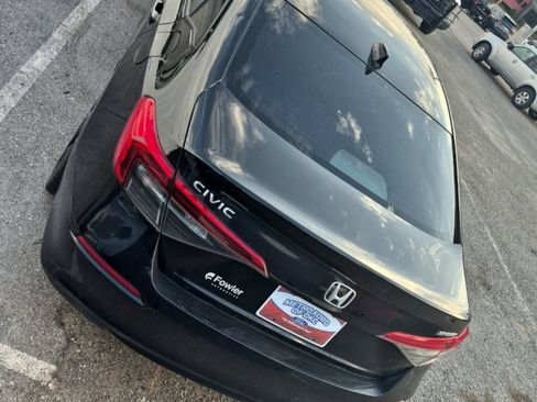 Used 2024 Honda Civic Sport image 11