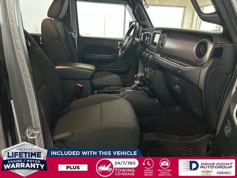 Used 2021 Jeep Wrangler Unlimited Sport image 27