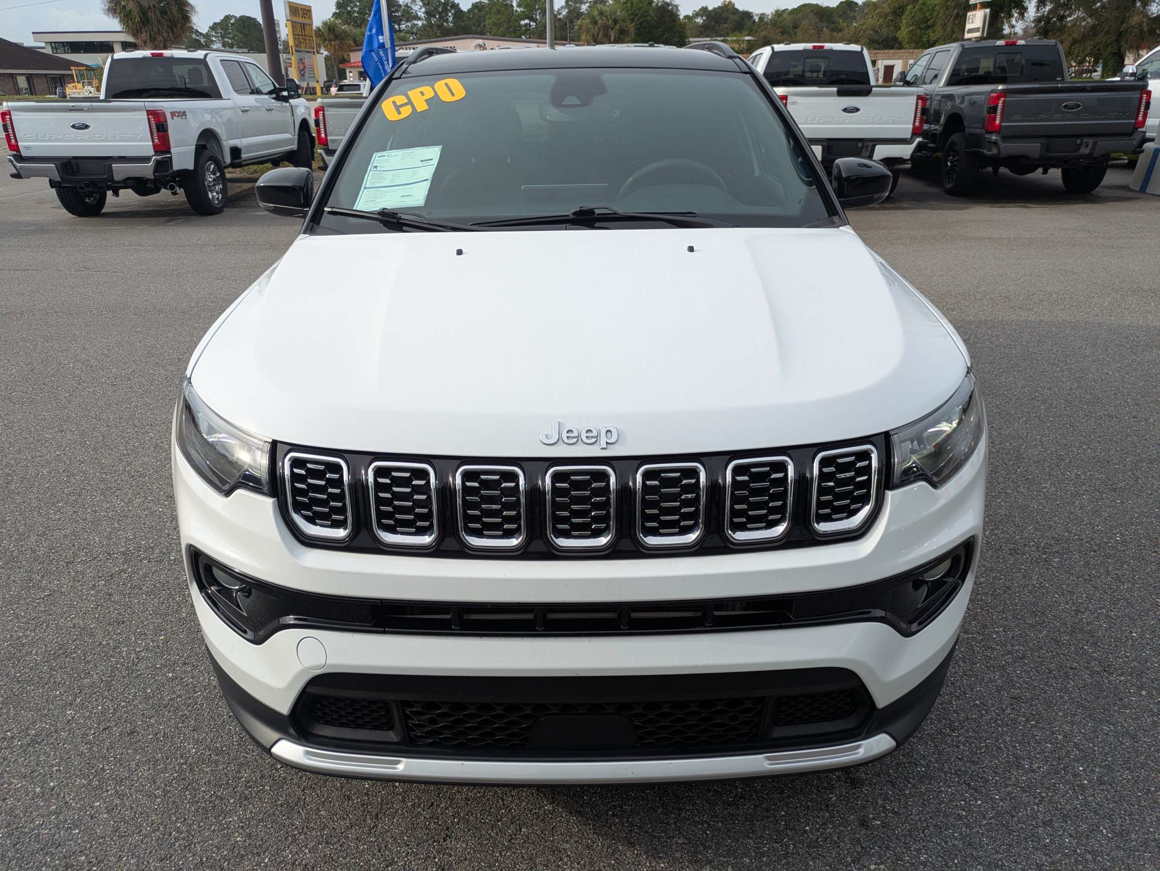 Used 2025 Jeep Compass Limited AWD/4WD image 9