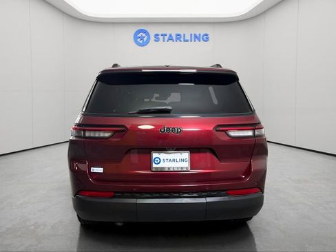 Used 2022 Jeep Grand Cherokee L Laredo RWD image 7