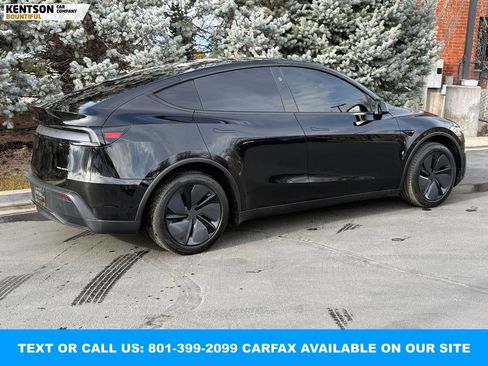 Used 2026 Tesla Model Y Long Range image 10