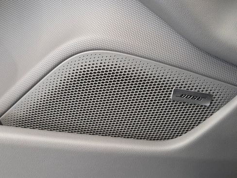 New 2026 Porsche Taycan 4S AWD/4WD image 15