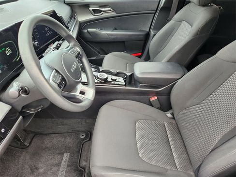 Certified 2023 Kia Sportage LX image 13
