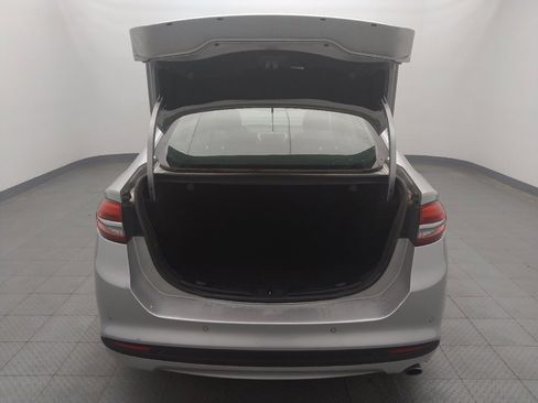 Used 2018 Ford Fusion SE w/ Fusion SE Technology Package image 29