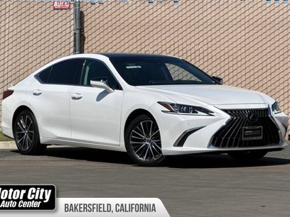 Certified 2025 Lexus ES 350 w/ Premium Package