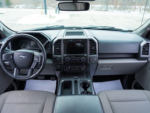 Used 2018 Ford F150 XLT w/ Equipment Group 302A Luxury image 27