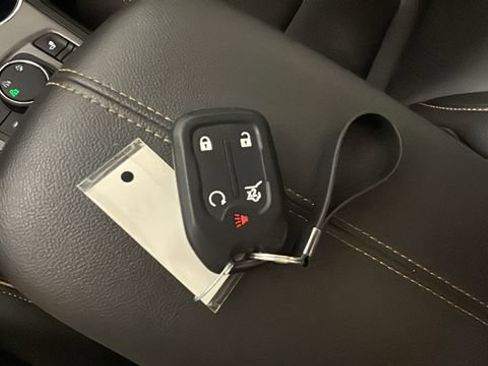 Used 2024 GMC Terrain AT4 w/ Infotainment Package II AWD/4WD image 20