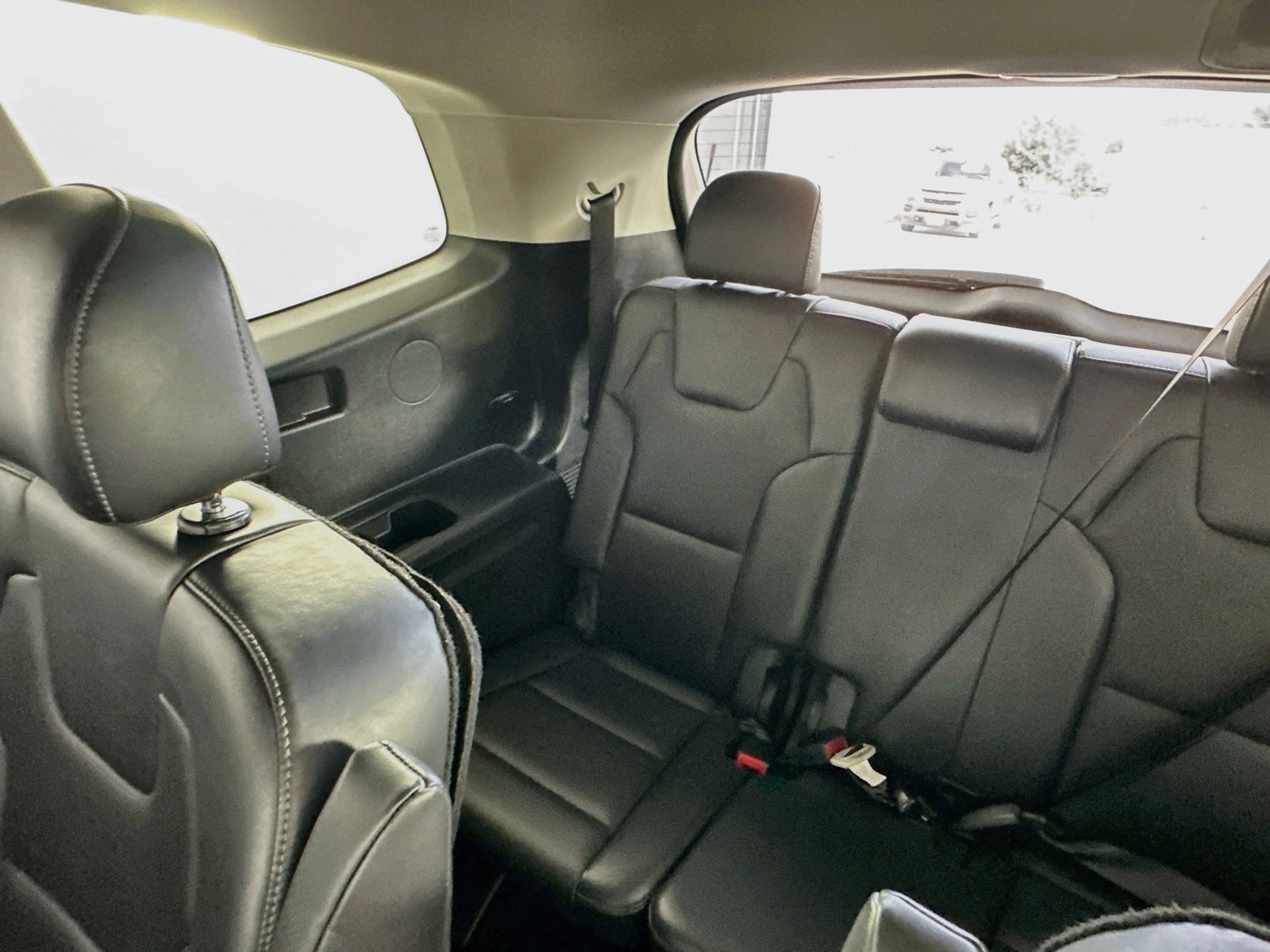 Used 2025 Kia Telluride S FWD image 32