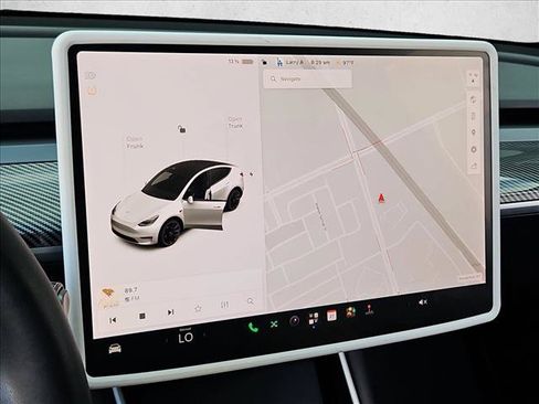 Used 2021 Tesla Model Y Long Range AWD/4WD image 13