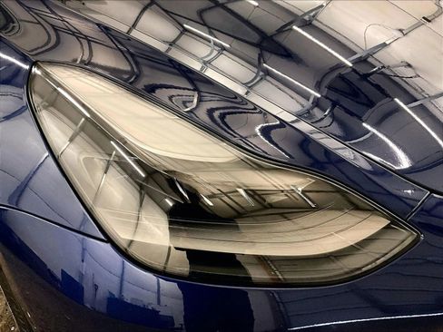 Used 2023 Tesla Model 3 Standard Range image 27