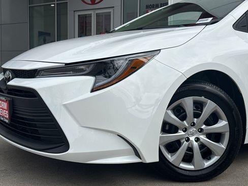 New 2026 Toyota Corolla LE FWD image 3