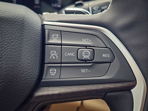 New 2026 Jeep Grand Cherokee Limited AWD/4WD image 21
