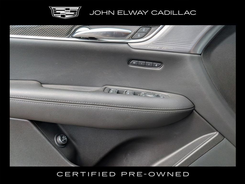 Certified 2023 Cadillac XT5 Sportv w/ Technology Package AWD/4WD image 16