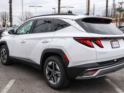 New 2026 Hyundai Tucson SEL FWD image 8