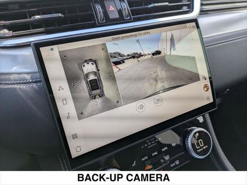 New 2026 Jaguar F-PACE R-Dynamic S image 9