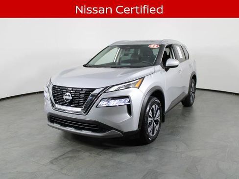 Certified 2023 Nissan Rogue SV w/ SV Premium B Package FWD image 2