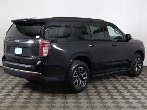 Used 2021 Chevrolet Tahoe Z71 w/ Luxury Package AWD/4WD image 14