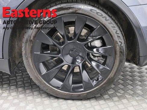 Used 2021 Tesla Model Y Long Range AWD/4WD image 27