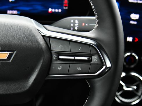 Used 2024 Chevrolet Blazer EV LT image 39