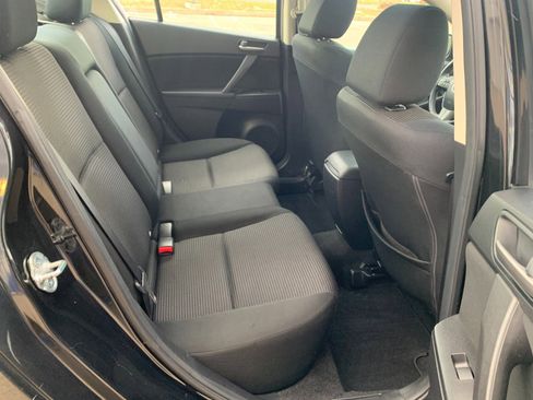 Used 2013 MAZDA MAZDA3 i Touring w/ Preferred Equipment Pkg image 28