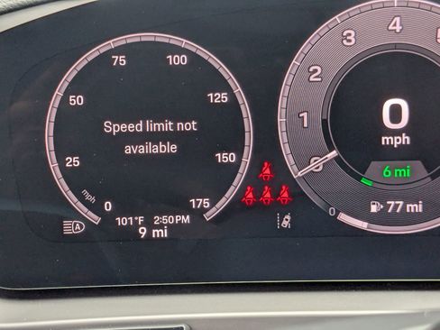 Used 2025 Porsche Cayenne E-Hybrid image 17