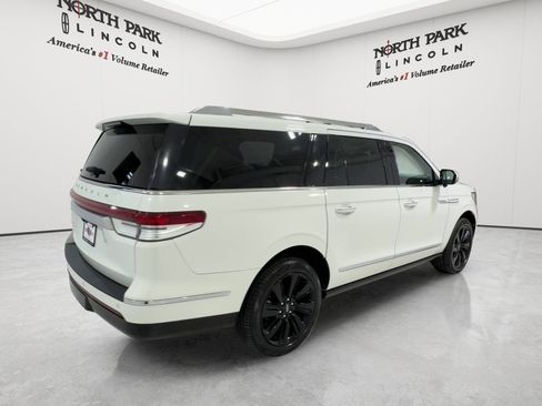 Used 2024 Lincoln Navigator L Reserve AWD/4WD image 5