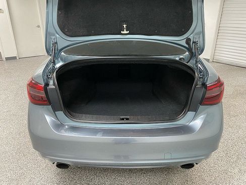 Used 2019 INFINITI Q50 Luxe image 13