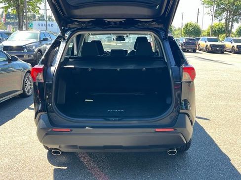Used 2025 Toyota RAV4 XLE w/ Convenience Package AWD/4WD image 10