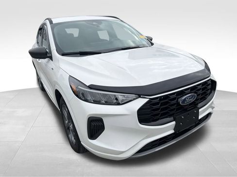 Used 2023 Ford Escape ST-Line w/ Tech Pack #1 image 9