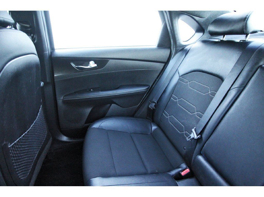 Used 2022 Kia Forte GT-Line w/ GT-Line Technology Package FWD image 13