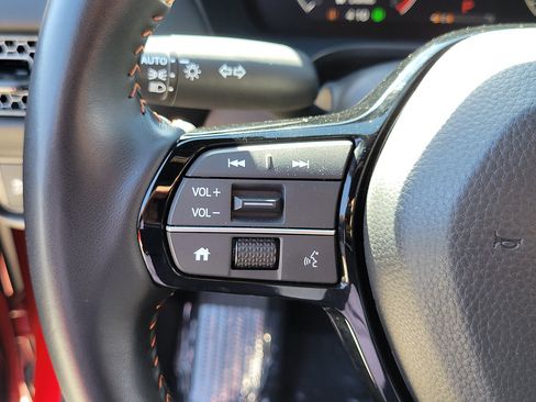 Certified 2026 Honda HR-V Sport image 24