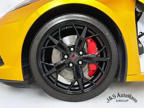 Used 2023 Chevrolet Corvette Stingray Coupe w/ Z51 Performance Package RWD image 36