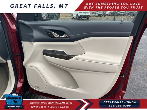 Used 2023 GMC Acadia Denali image 33