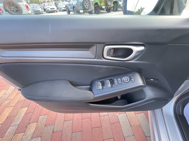 Certified 2025 Honda Civic Sport image 10