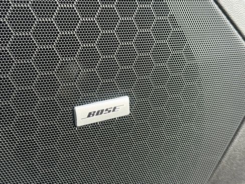 Used 2025 Cadillac XT5 Premium Luxury w/ LPO, Red Accent Package image 39