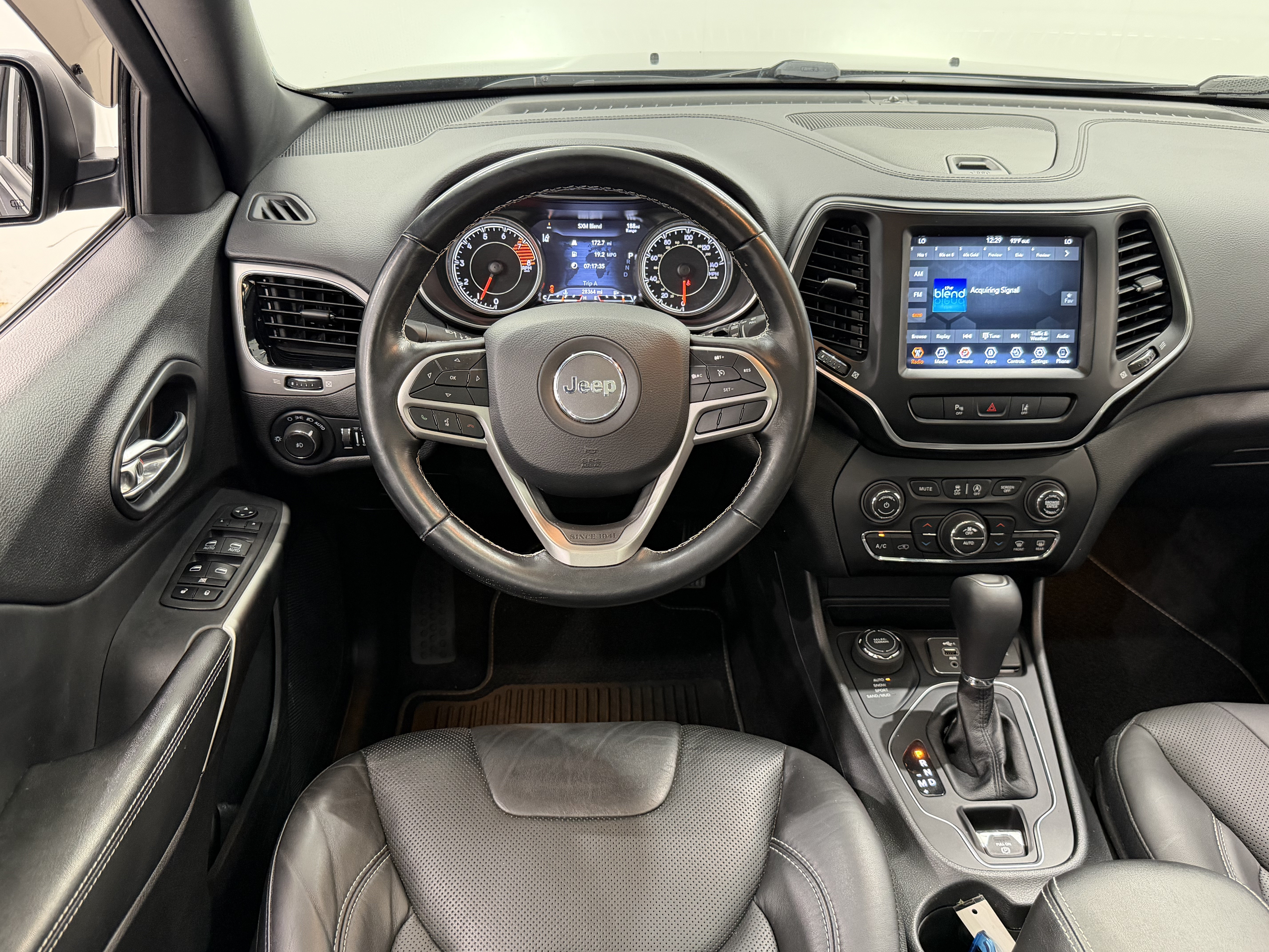 Used 2021 Jeep Cherokee Latitude Lux 80th Anniv w/ Quick Order Package 26U 80TH AWD/4WD image 24