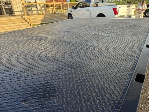 Used 2005 Ford F350 XL image 16