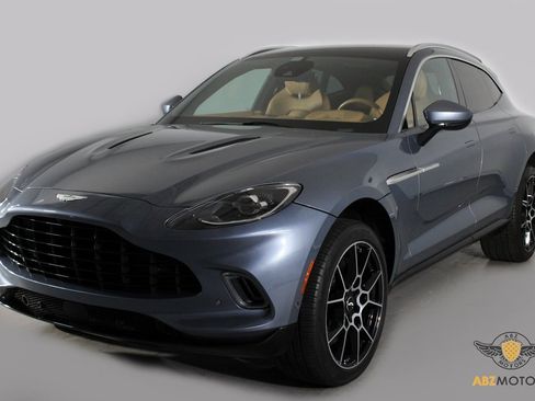 Used 2021 Aston Martin DBX image 3
