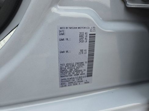 Used 2025 Nissan Altima 2.5 SR w/ SR Premium Package image 23