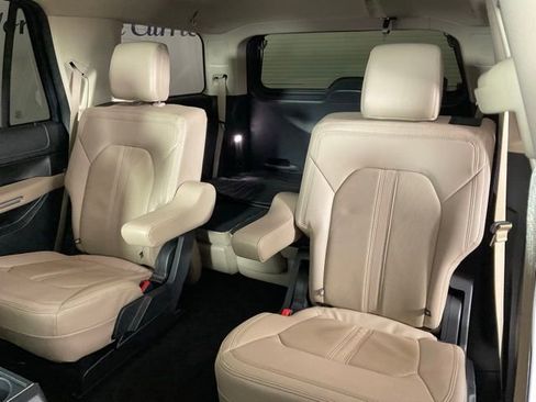 Certified 2022 Ford Expedition Limited image 16