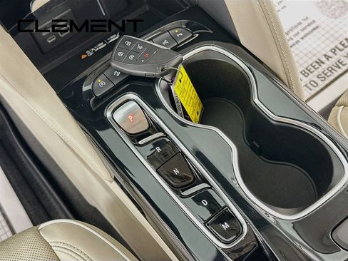 Used 2022 Buick Envision Avenir w/ Technology Package II AWD/4WD image 24
