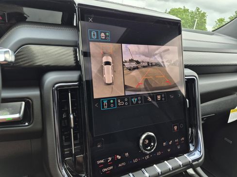 New 2026 GMC Yukon XL AT4 w/ AT4 Premium Plus Package image 27