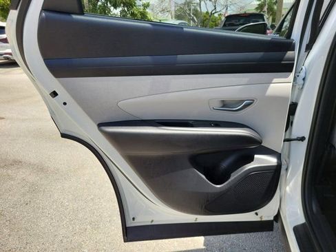 Used 2025 Hyundai Tucson SEL FWD image 10